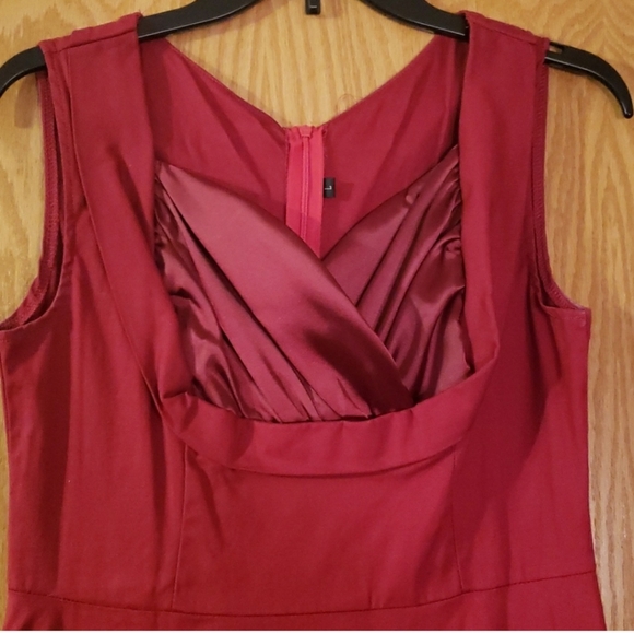 NWOT Vintage V-Neck Style Red Dress - Picture 4 of 9